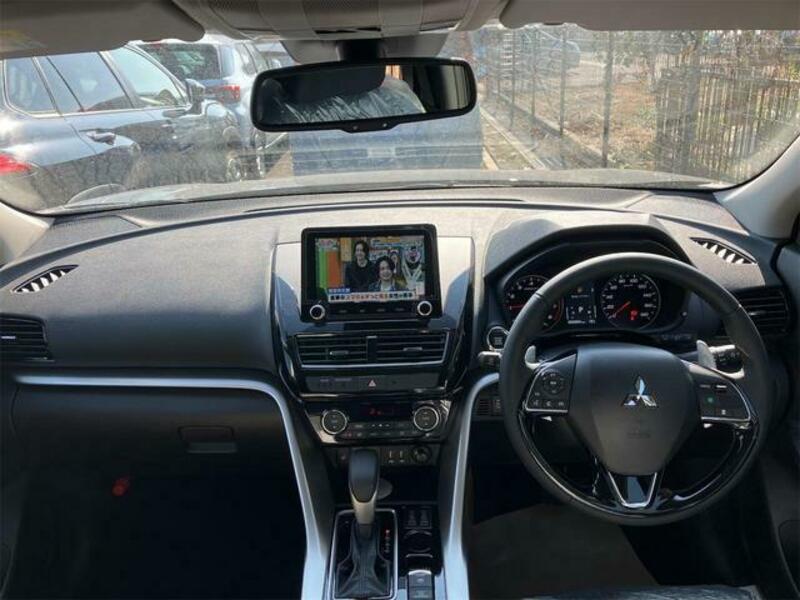 ECLIPSE CROSS