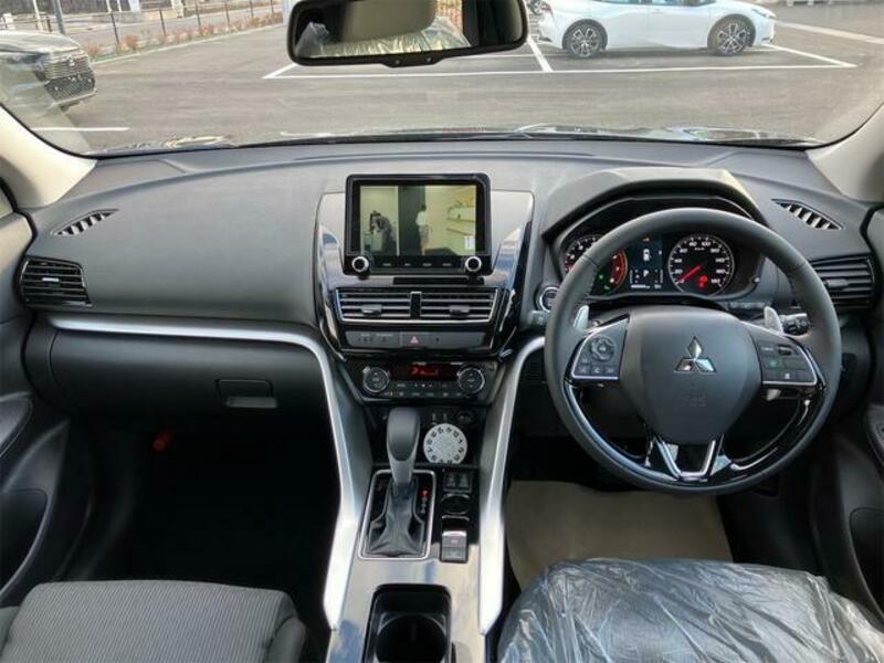 ECLIPSE CROSS
