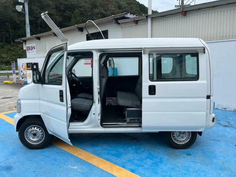 ACTY VAN