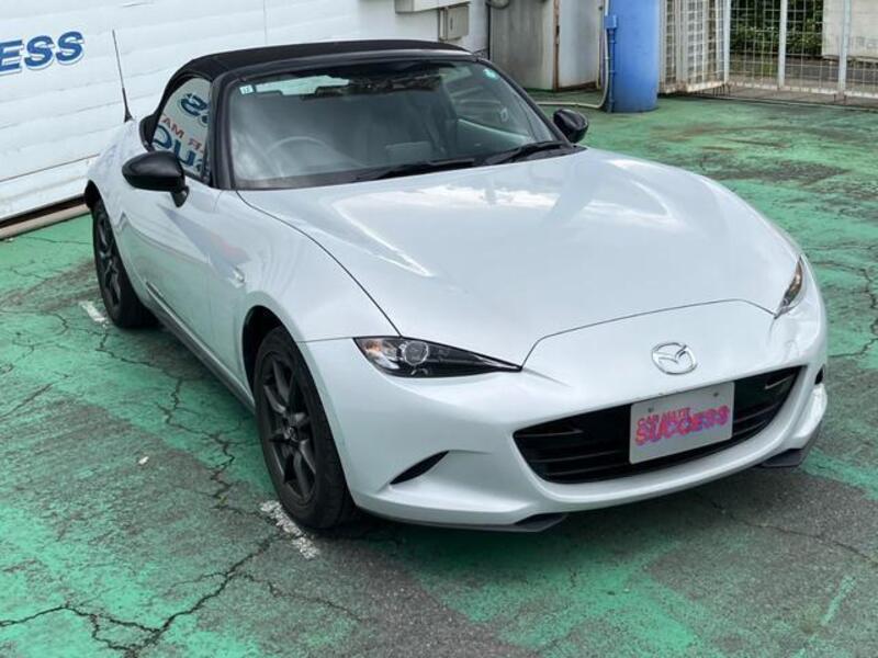 ROADSTER