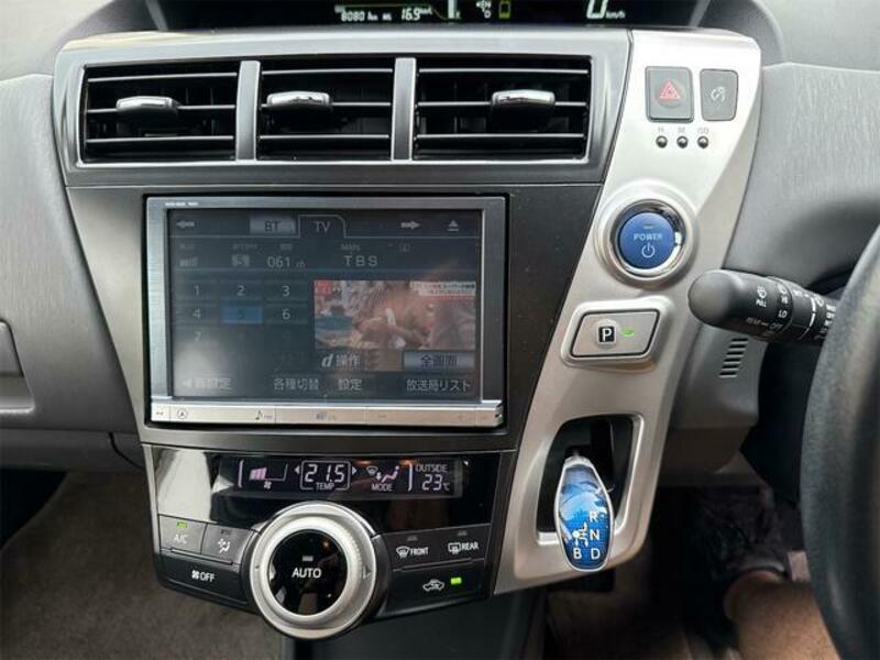 PRIUS ALPHA