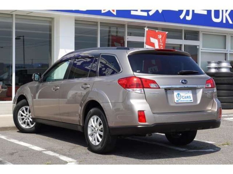 LEGACY OUTBACK