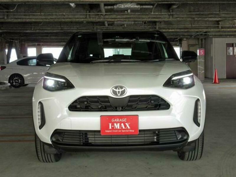 YARIS CROSS