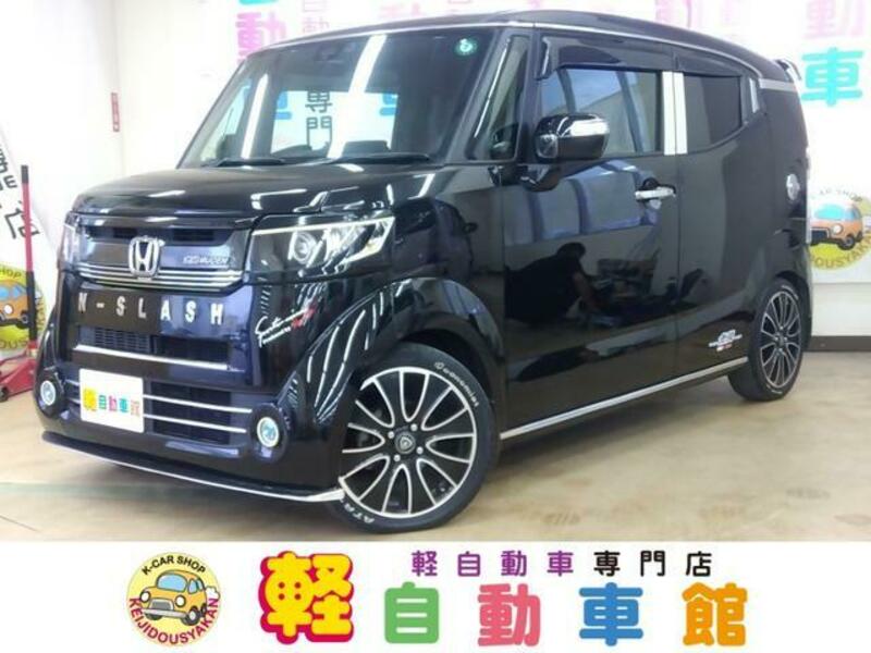 HONDA N BOX SLASH