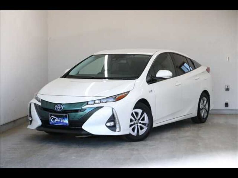 TOYOTA PRIUS PHV