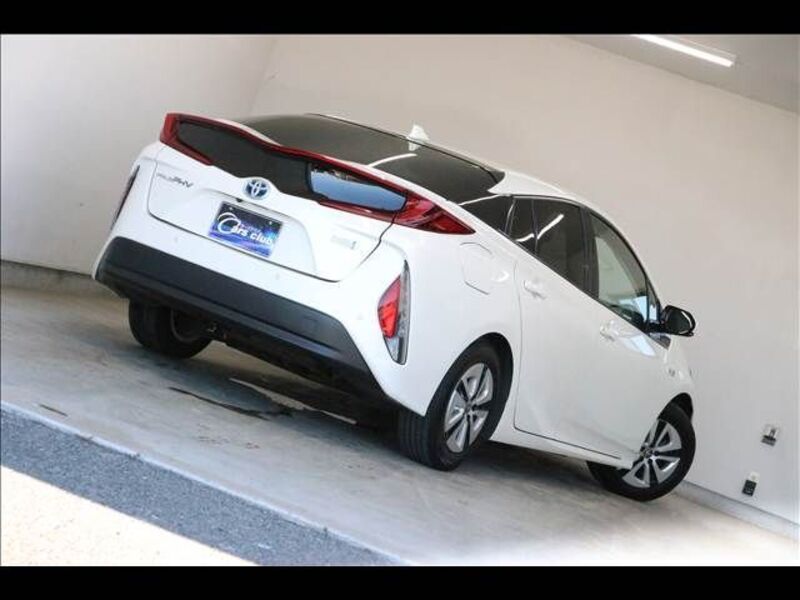 PRIUS PHV