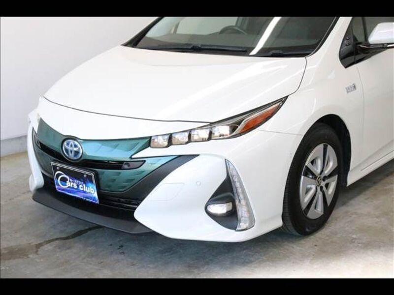 PRIUS PHV