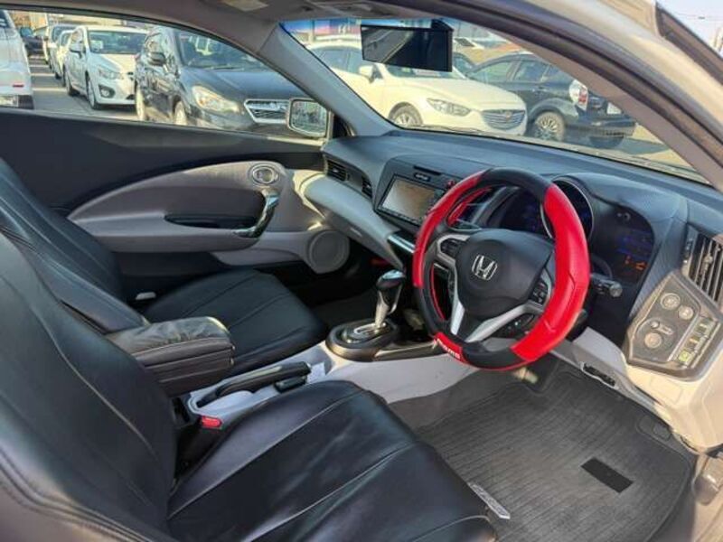 CR-Z
