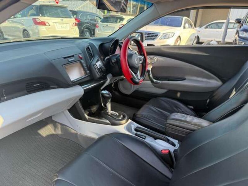 CR-Z