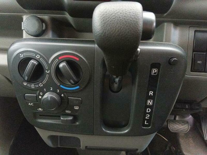MINICAB VAN