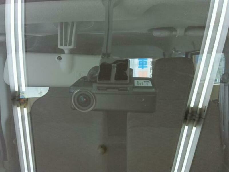 MINICAB VAN
