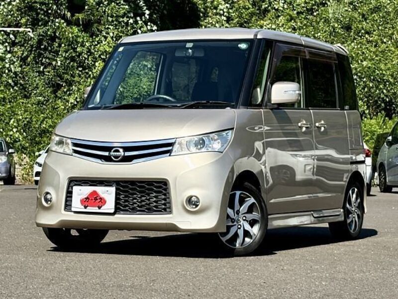 NISSAN ROOX