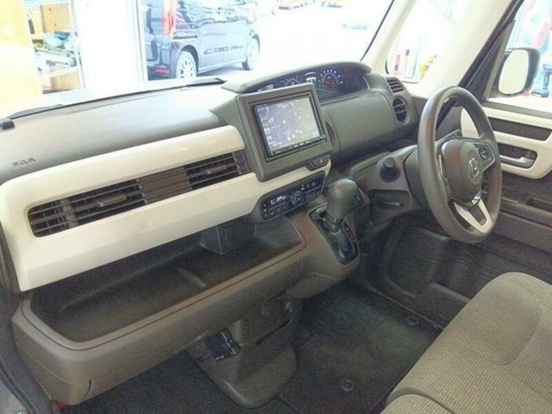 N BOX