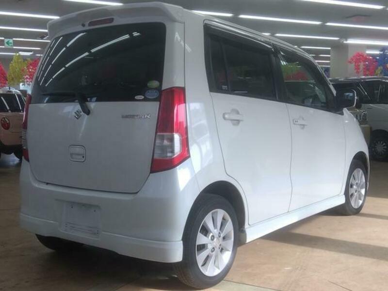 WAGON R