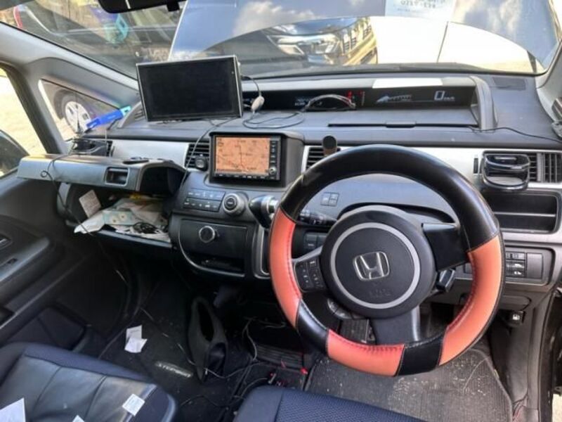 STEPWAGON SPADA