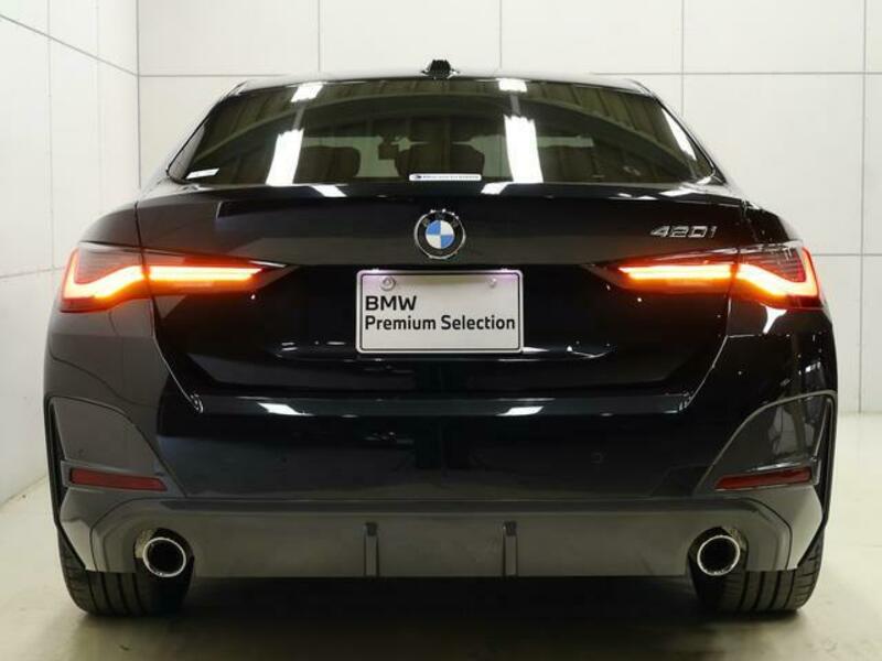 4 SERIES