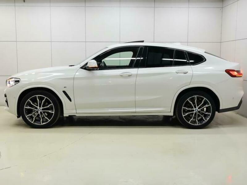 X4