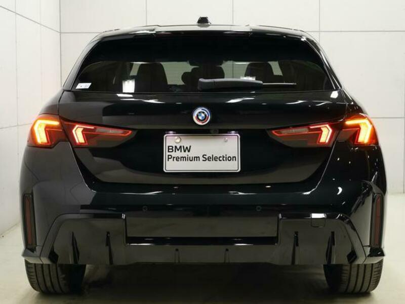 1 SERIES