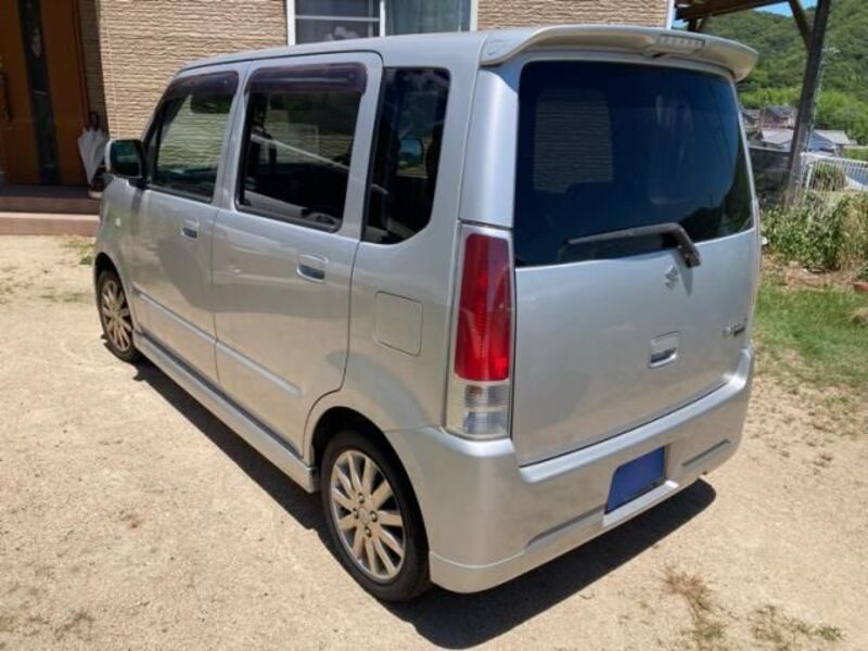 WAGON R