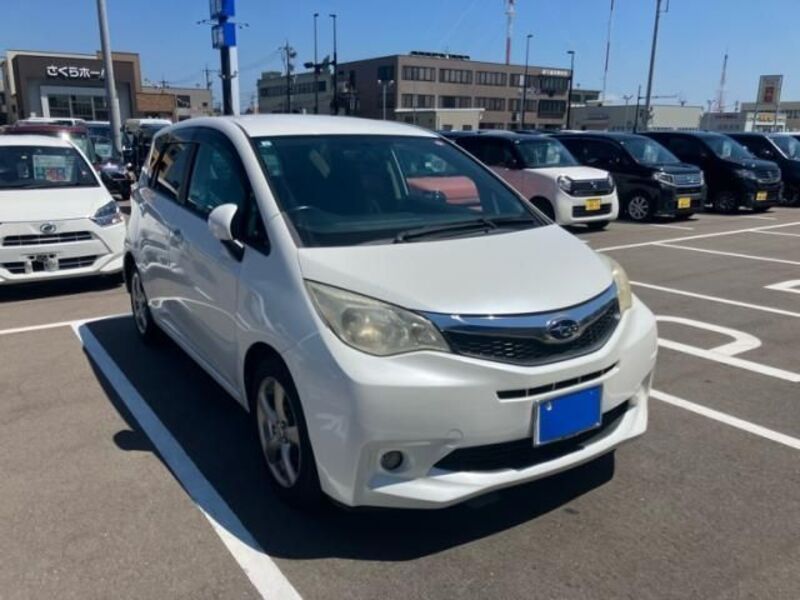 SUBARU TREZIA