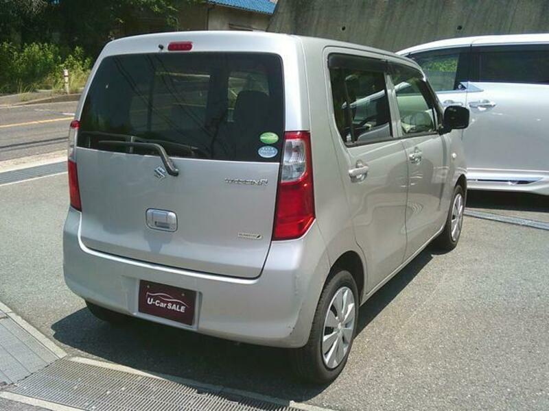 WAGON R