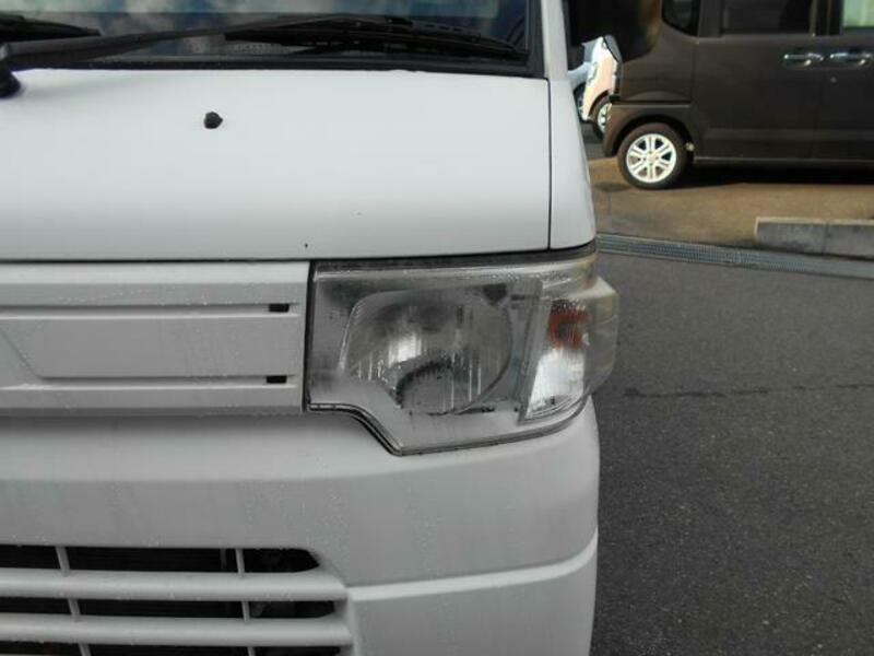 MINICAB TRUCK