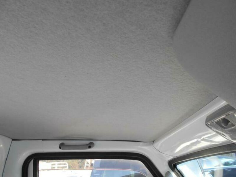 MINICAB TRUCK
