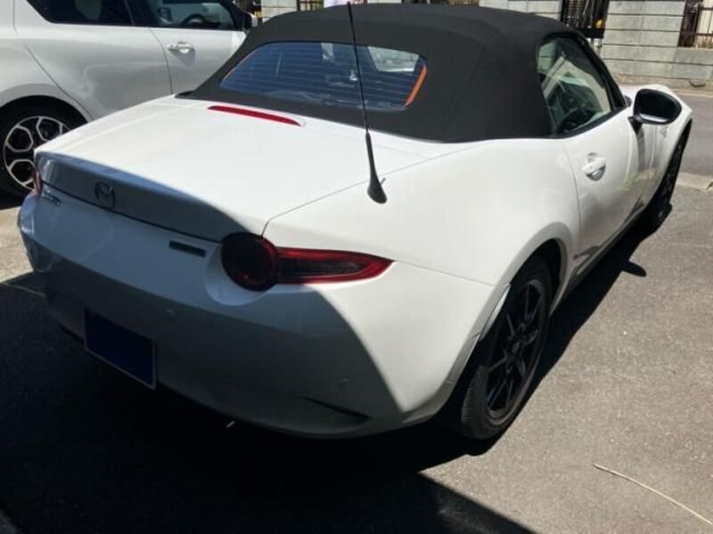 ROADSTER