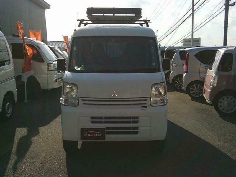 MINICAB VAN