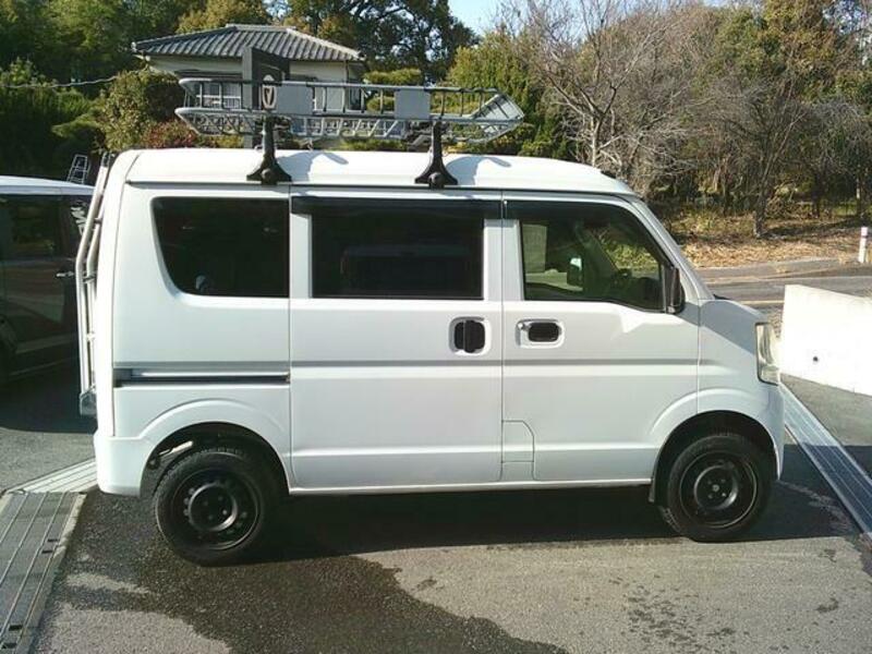 MINICAB VAN