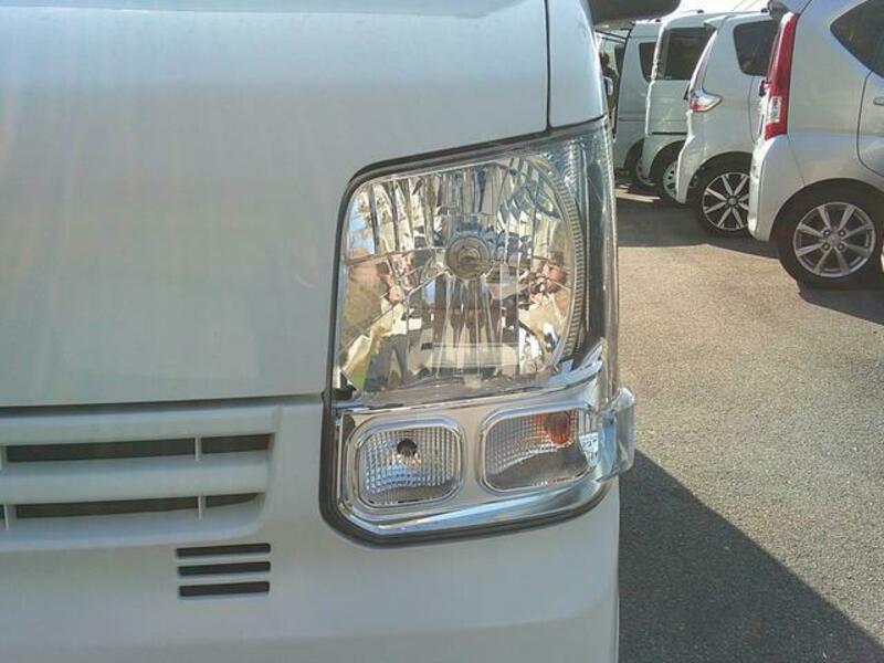 MINICAB VAN