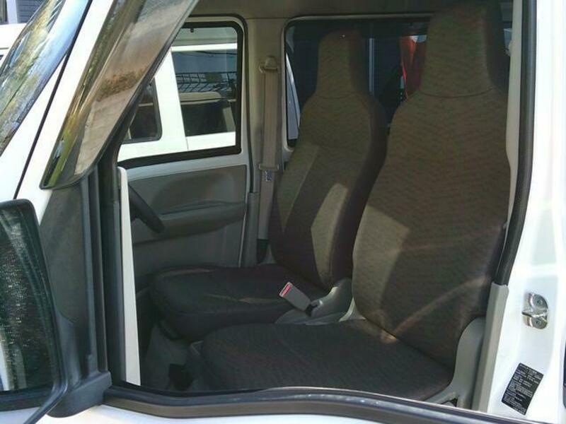 MINICAB VAN