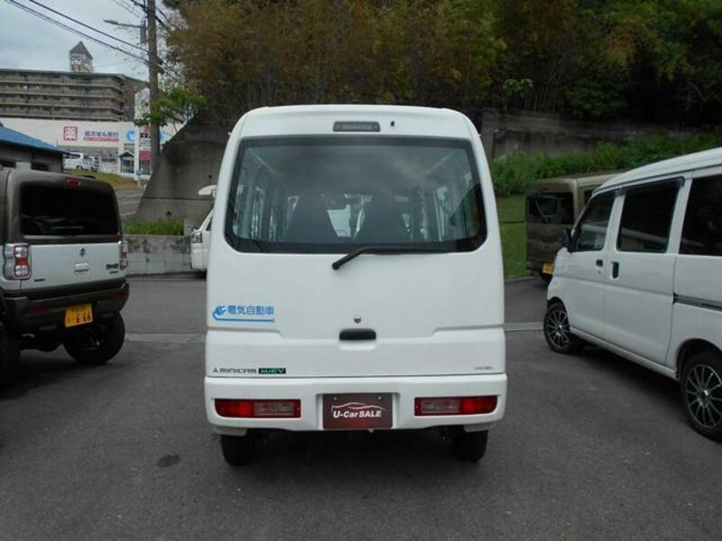 MINICAB MIEV