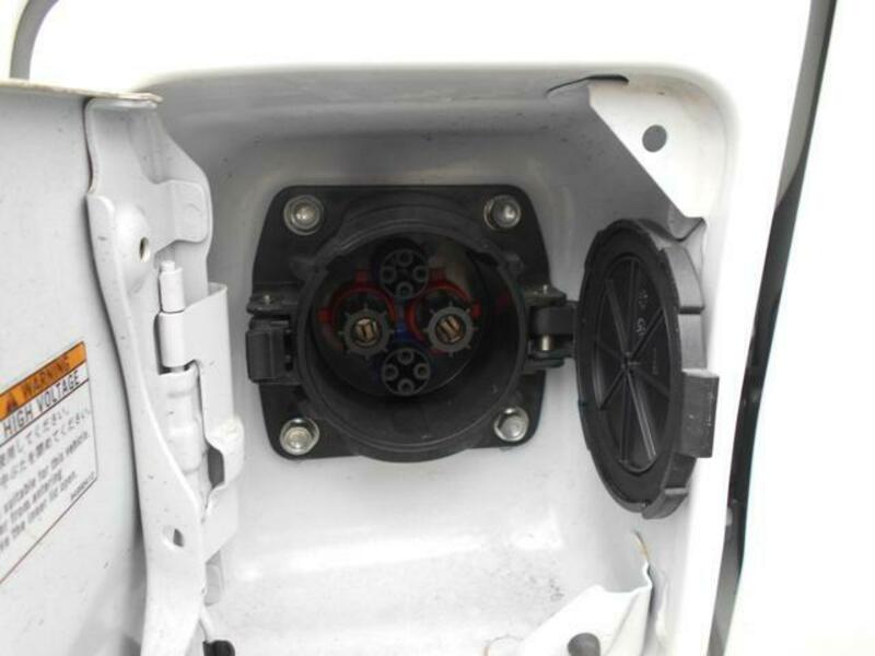 MINICAB MIEV