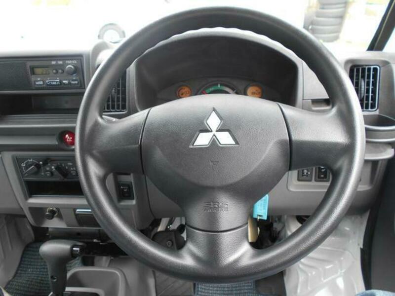 MINICAB MIEV