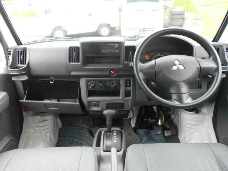 MINICAB MIEV