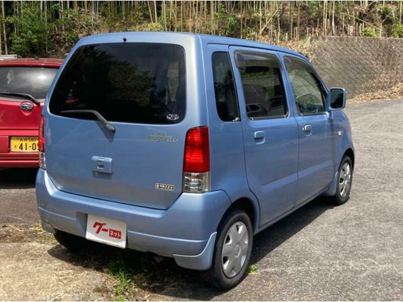 WAGON R