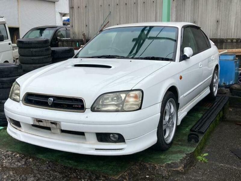 SUBARU LEGACY B4