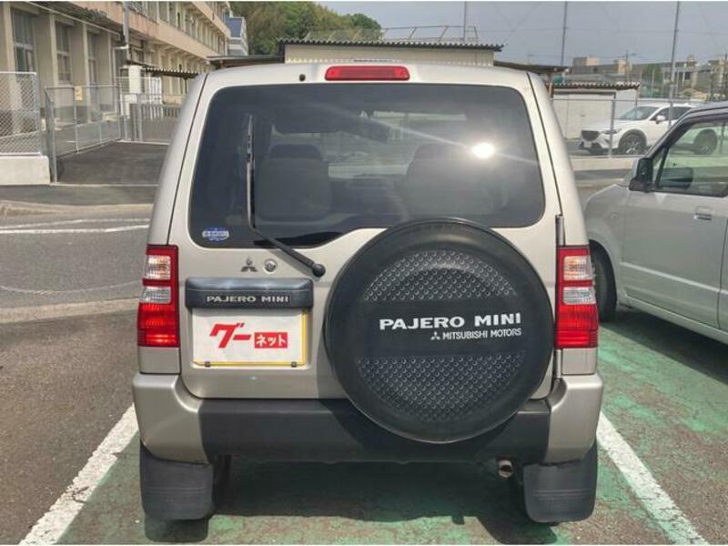 PAJERO MINI