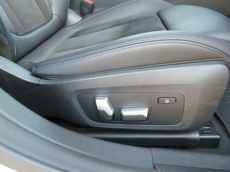 4 SERIES