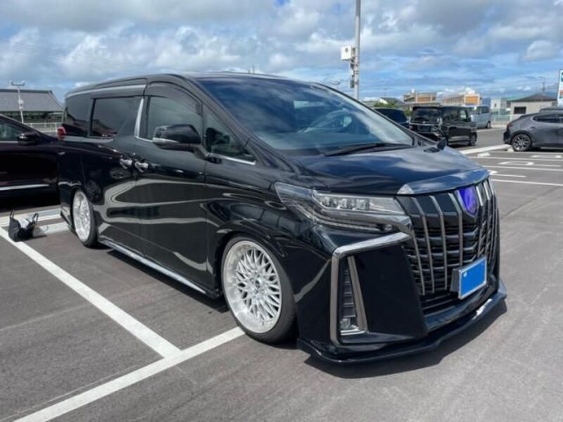 TOYOTA ALPHARD