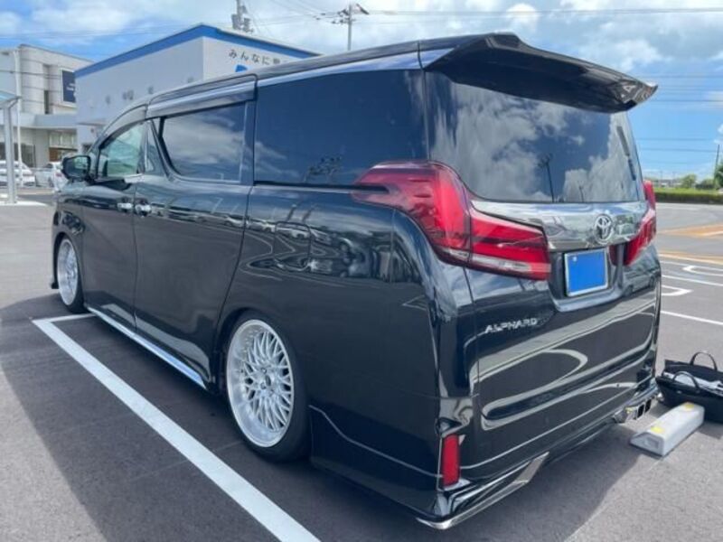 ALPHARD