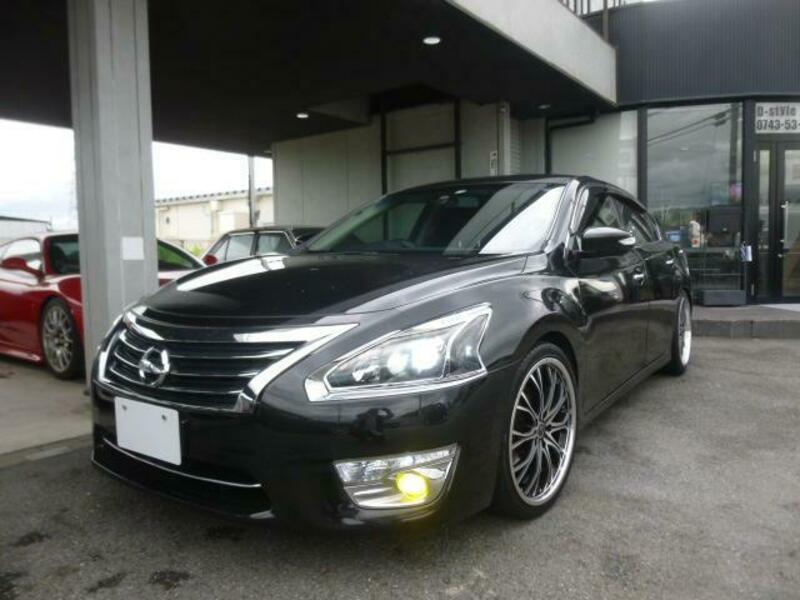 NISSAN TEANA