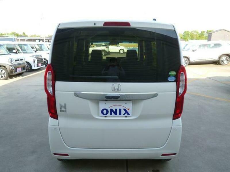 N BOX