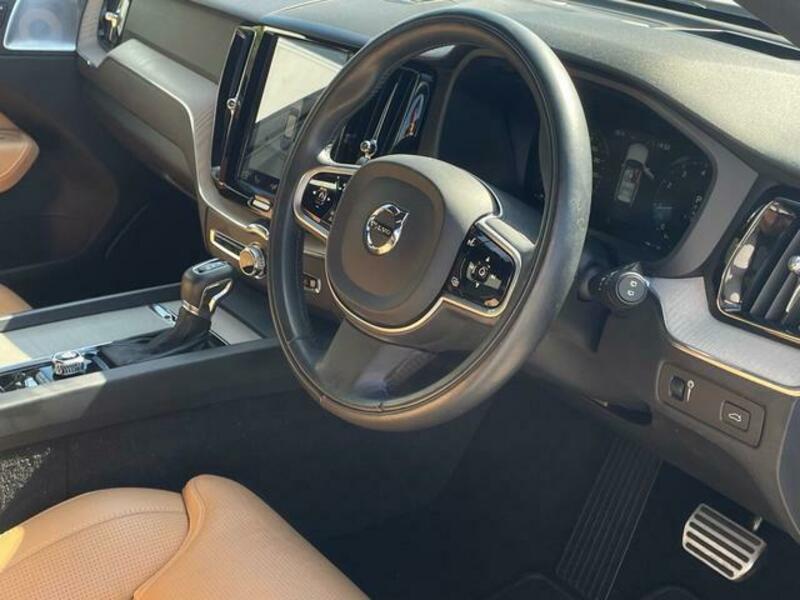 XC60