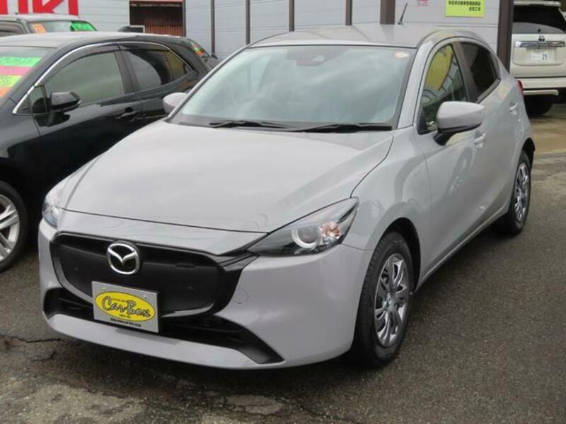 MAZDA2