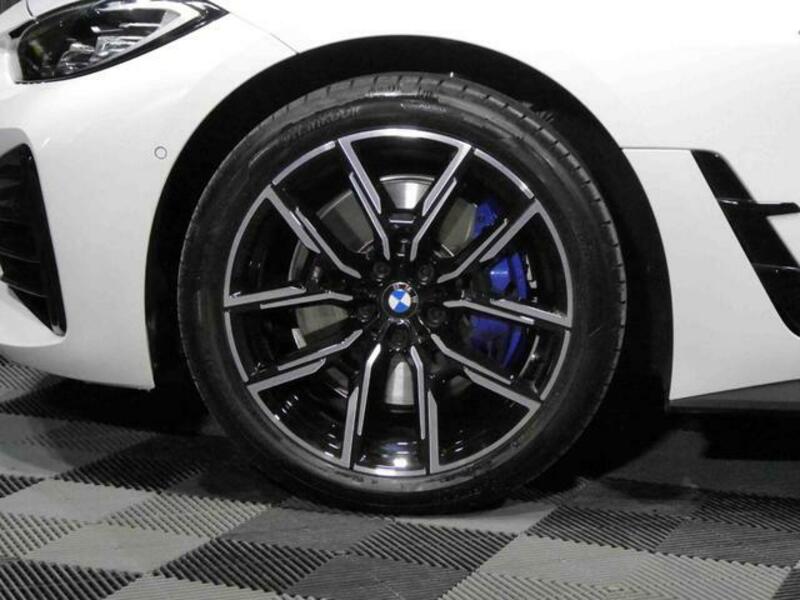 4 SERIES