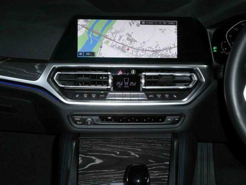 4 SERIES