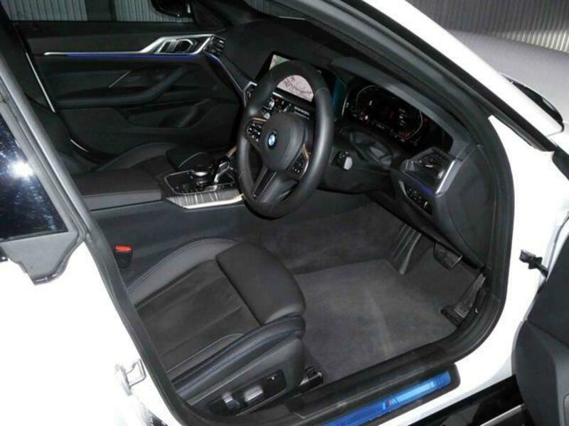 4 SERIES