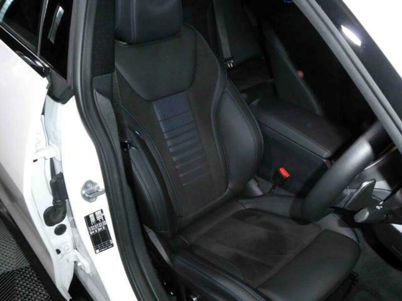 4 SERIES